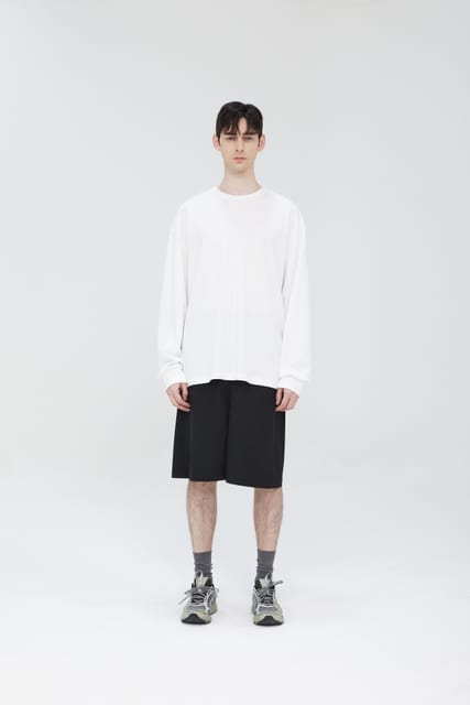 BASIC LONG SLEEVE T-SHIRT WHITE