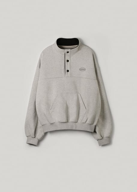 Button logo sweatshirt (gray)