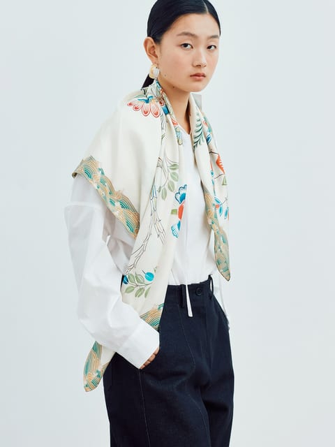 ORIENTAL FLORAL SCARF