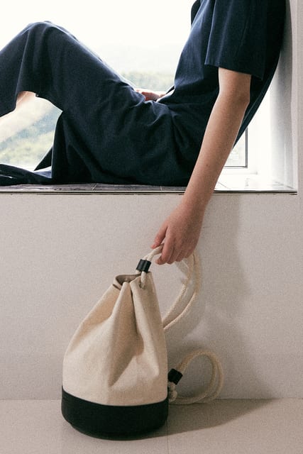leather mixed canvas bucket bag (2colors)
