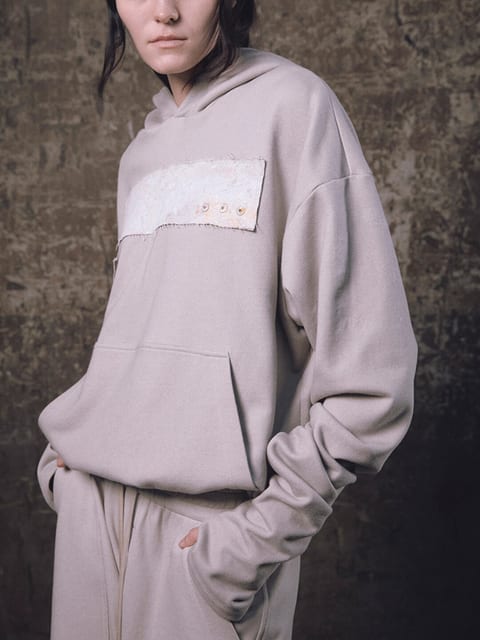 HAND PAINTED PATCHED GLOVE SLEEVE HOODIE (*PATINA SERIES) / CEMENT GREY