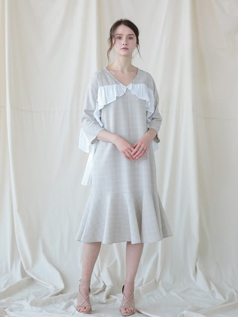 [Coett] White Ruffle Check dress_BEIGE