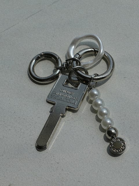 RING KEYRING IVORY