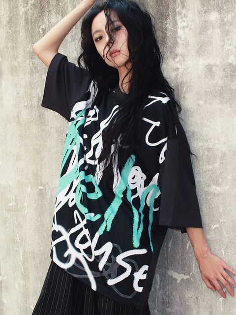 Street graffiti oversized t-shirts