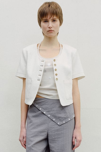 SCOOP NECK CROPPED JACKET - IVORY