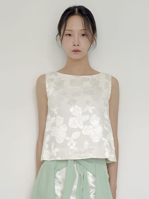 Floral Satin Jacquard Sleeveless Top - White/Black