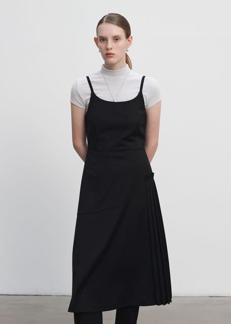 Wool Side Pleats Long Dress(Black)