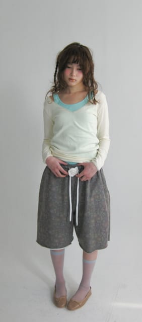 FEES flower bermuda pants khaki