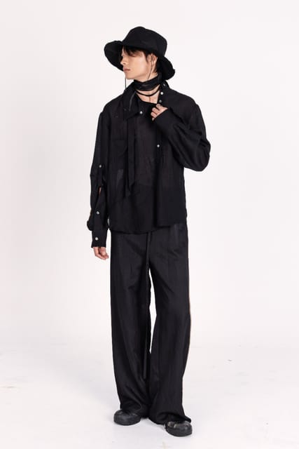 Asymmetric Detachable Collar-Scarf Shirt (Wrinkle Effect)