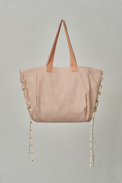 BIG STRING SHOULDER BAG