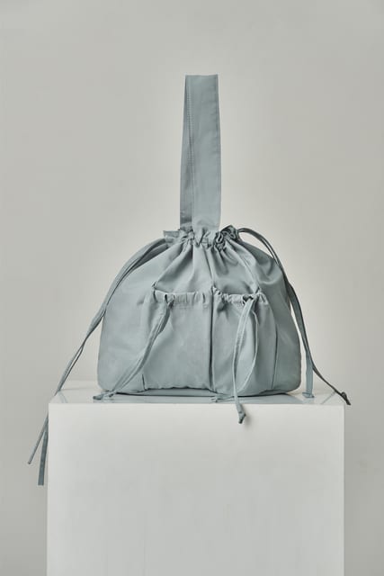 STRING POCKET HAND BAG-bluegrey