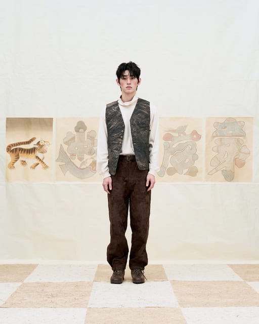EMBROIDERY SUEDE PANTS - BROWN