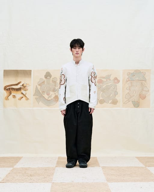TAPERED CHINO PANTS - BLACK
