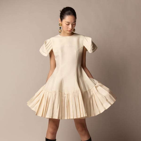 SJ PLEATED MINI DRESS-IVORY, BLACK