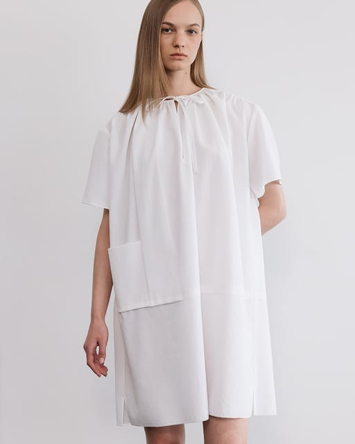 [20%세일]GATHERED NECKLINE MINI DRESS_OW