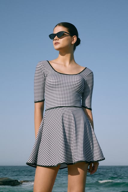 Gingham Check Flare Swim Skirt [LMBBSW103]-Black