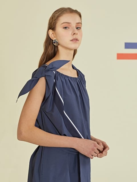 Diagonal Line Volume Dress_Blue