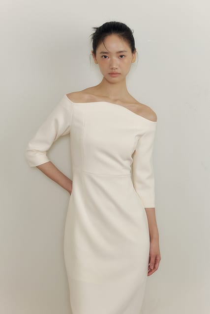 Off the shoulder dress (ivory)