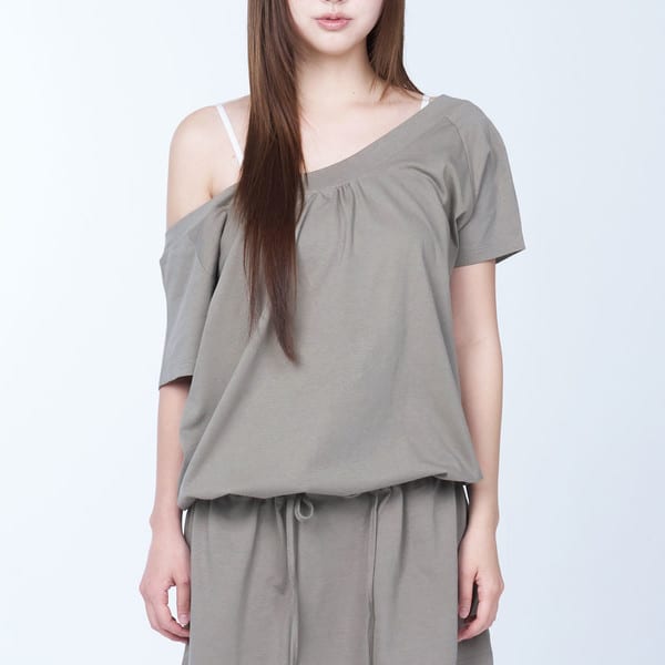One shoulder shirring top - KHAKI