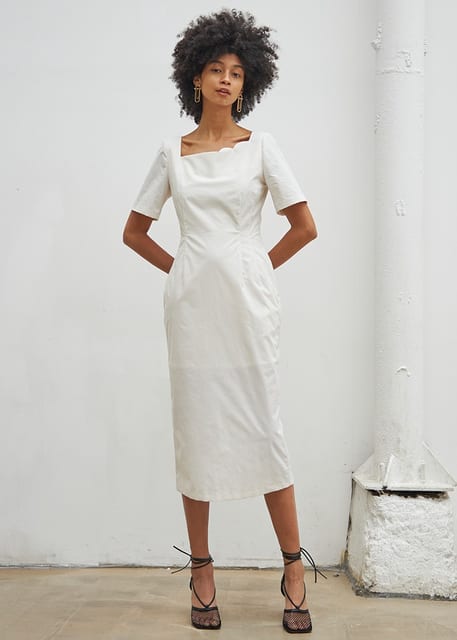 SECOND HALF MOON NECK DRESS_WHITE