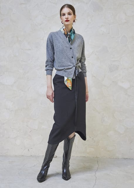 UNBALANCED MIDI SKIRT_BLACK