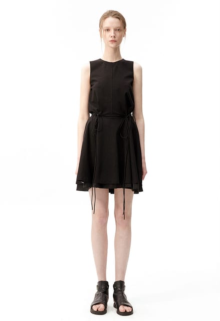MONOPHOBIA FLARED SLEEVELESS DRESS