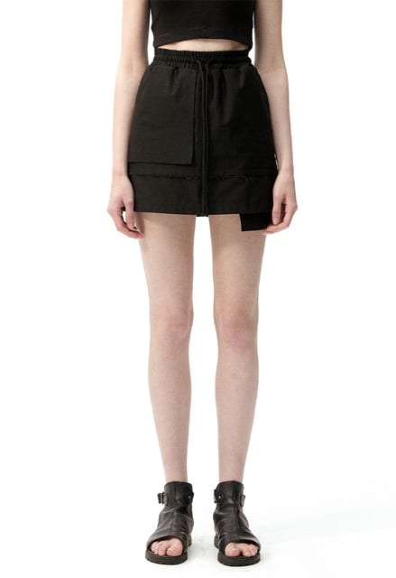 SQUARE SHORT SKIRT