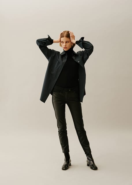 Box Silhouette Shirt NAVY