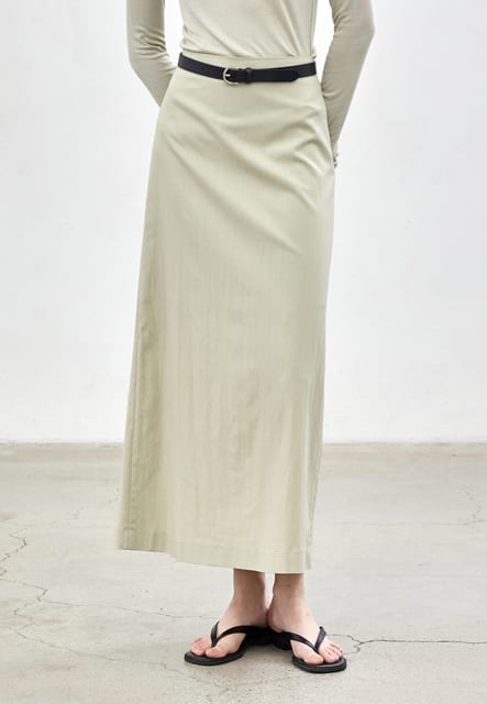 DEEP SLIT LONG SKIRT - KHAKI