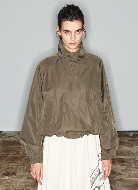 [THEOPEN PRODUCT] [Sustainable product] WINDBREAKER BOMBER, KHAKI