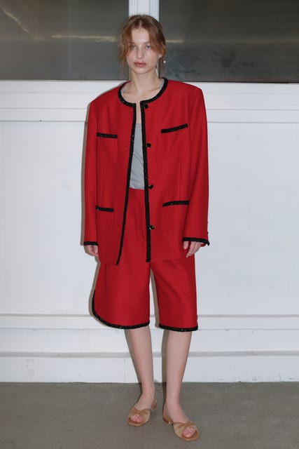 ATTITUDE OVER TWEED BERMUDA PANTS_RED