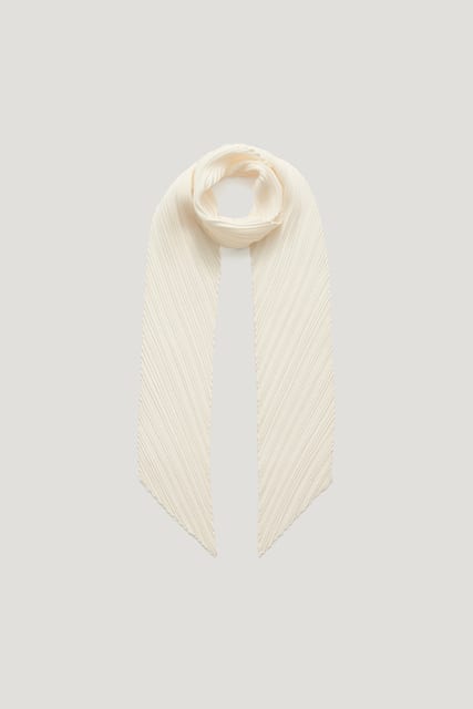 PLEATS SCARF_IVORY