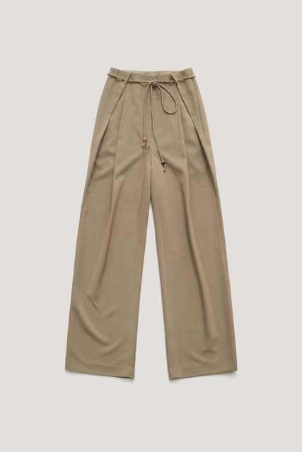 VIENNA STRING SLACKS_AMOND BEIGE