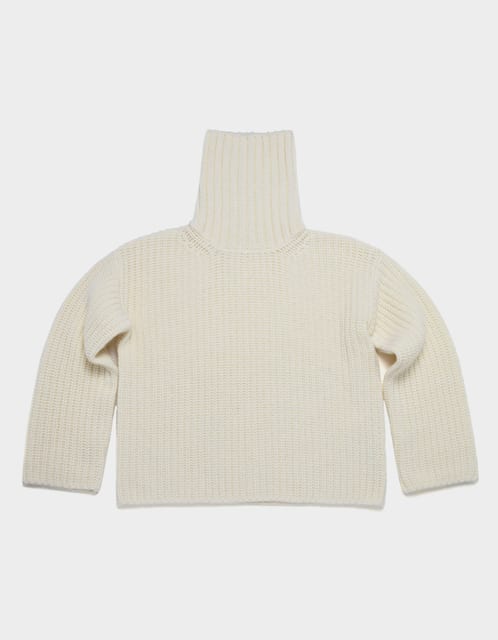 Verity Turtleneck Pullover (Vanilla)