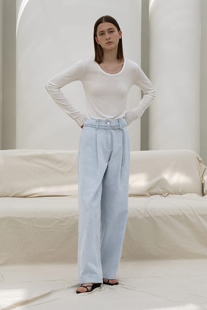 WIDE LEG BELTED DENIM JEAN