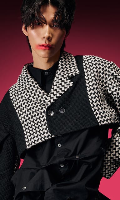 Three tuck sleeve check color combination cropped jacket black