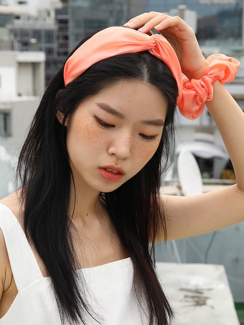 Sharon Oganza Scrunchie_Orange