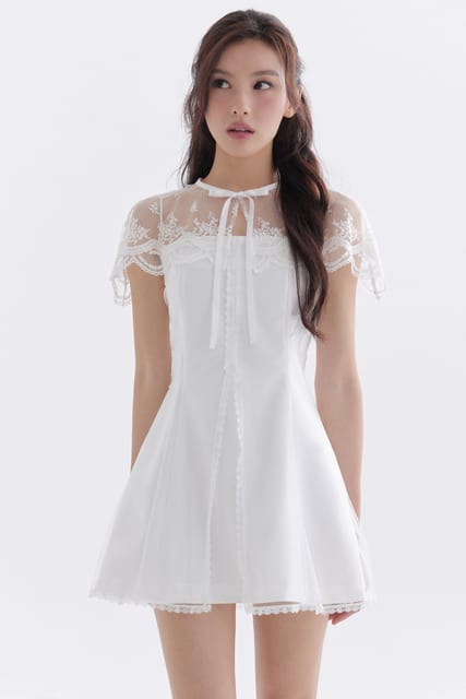 Elysian Lace Cape Dress (Ivory)