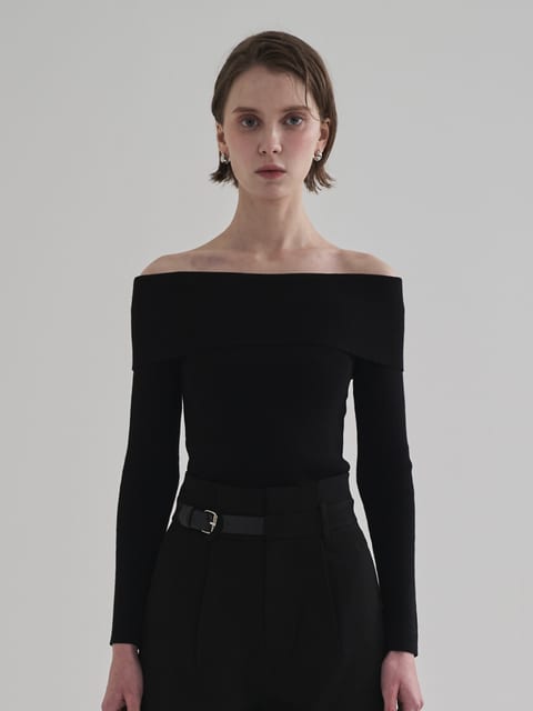 Classic off shoulder knit (Black)