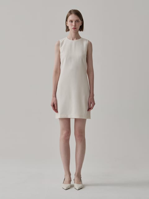 Modern A-line dress (Ivory)