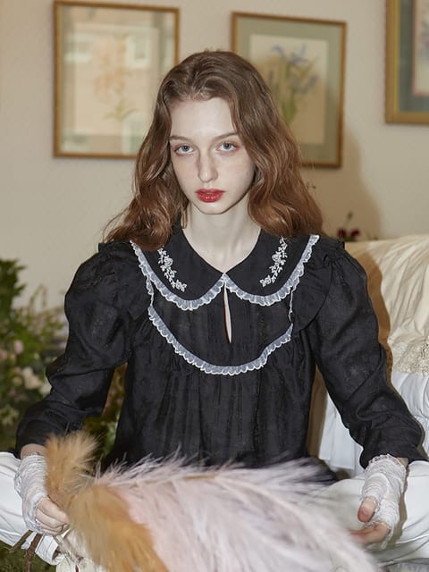 Flower Embroidered Pintuck Blouse (Black)