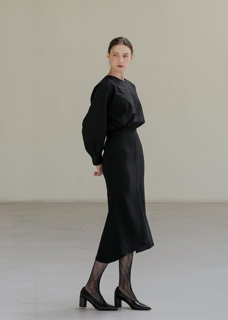 TINA BLACK ESSENTIAL SHIRT